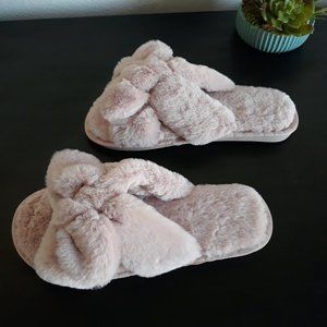 Minimalist Bow Decor Pink Bedroom Fluffy Slippers